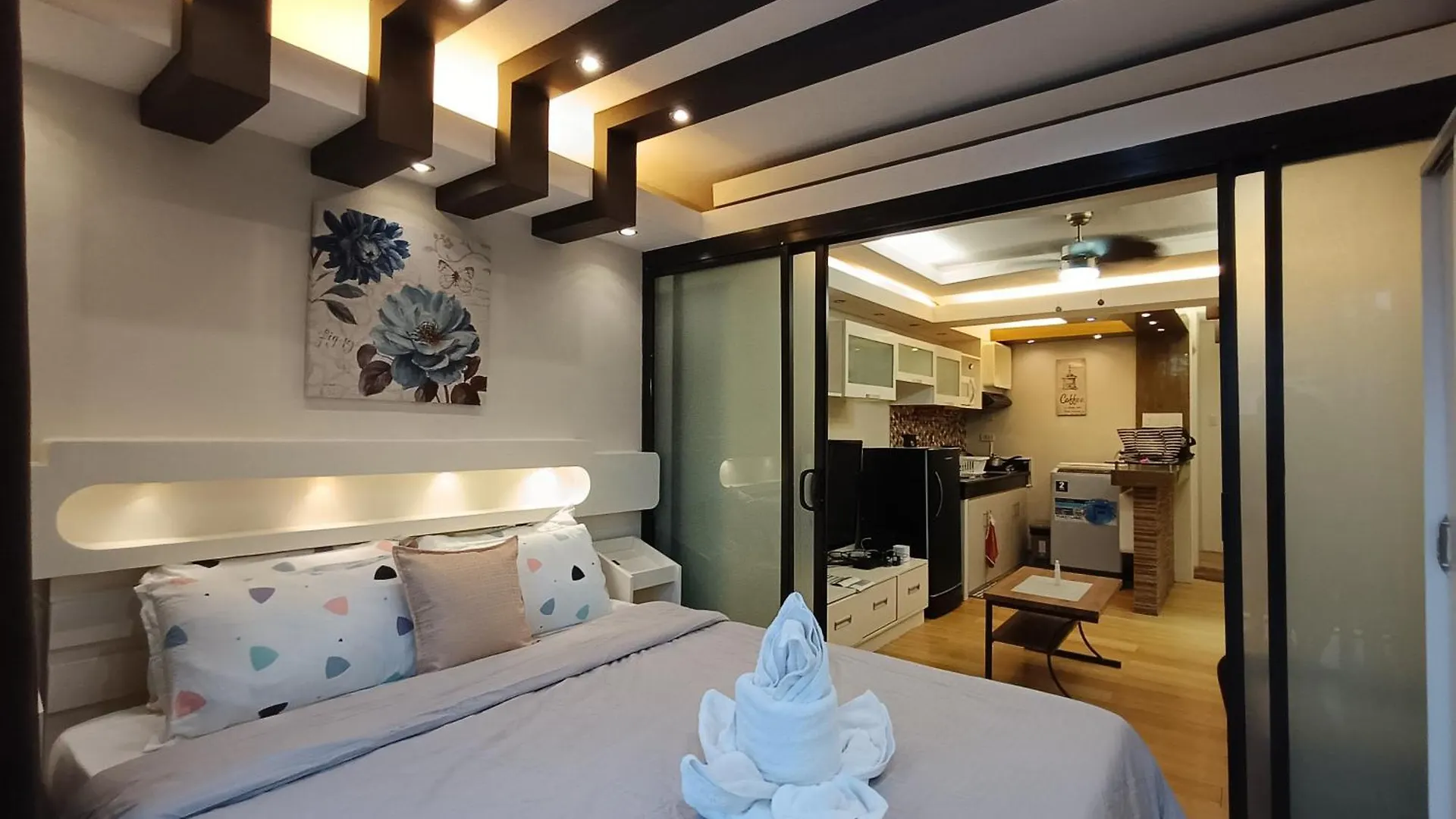 1Bedroom One Oasis Condo Fullyfurnished Davao 0*,  Philippines